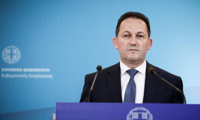 Πέτσας: Τι ακριβώς συμβαίνει με την υπερκοστολόγηση rapid tests από την εταιρεία Καρυπίδη 