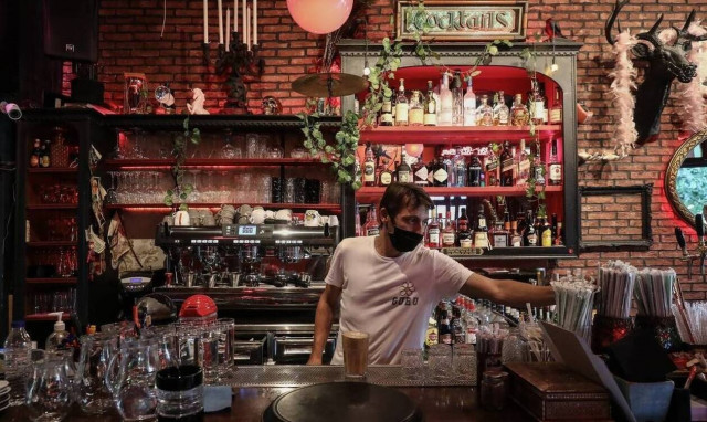 Κρήτη: «Βαριά» πρόστιμα σε επιχειρήσεις στο Ηράκλειο - Λειτουργούσαν παράνομα