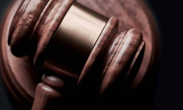 Τα κλειστά δικαστήρια «βραχυκυκλώνουν» τους πλειστηριασμούς 