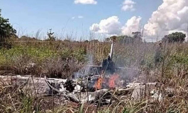 Αμπούτζα: Συνετρίβη στρατιωτικό αεροσκάφος ενώ προσέγγιζε το αεροδρόμιο