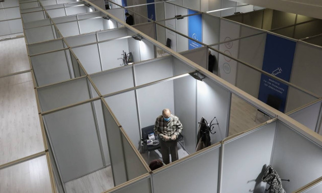 Greece surpasses 720,000 coronavirus vaccinations