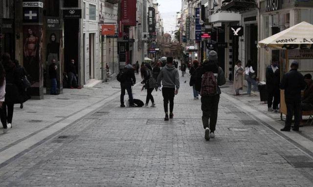 Εμπορικός Σύλλογος Αθηνών: Ζητά παράταση των εκπτώσεων έως 31 Μαρτίου