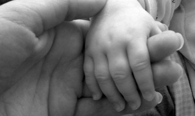 ΟΠΕΚΑ - Επίδομα παιδιού A21: Πότε ανοίγει η πλατφόρμα αιτήσεων