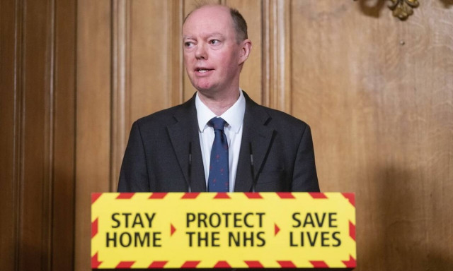 Κορονοϊός: Ο Άγγλος αρχίατρος προειδοποιεί ότι θα υπάρχει πρόβλημα και τους επόμενους χειμώνες