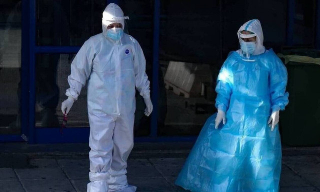 Κρούσματα σήμερα: Στενάζουν οι ΜΕΘ στην Αττική - Κρίσιμες οι επόμενες μέρες για τα μέτρα