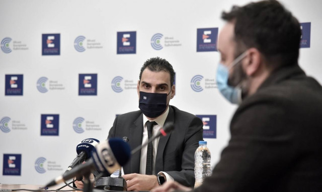 Κορονοϊός: Δείτε LIVE την ενημέρωση για την πορεία της πανδημίας από το υπουργείο Υγείας