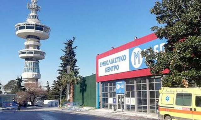 Θεσσαλονίκη: Δωρεάν μεταφορά πολιτών που έχουν ανάγκη, στο εμβολιαστικό της ΔΕΘ, από οδηγούς ταξί