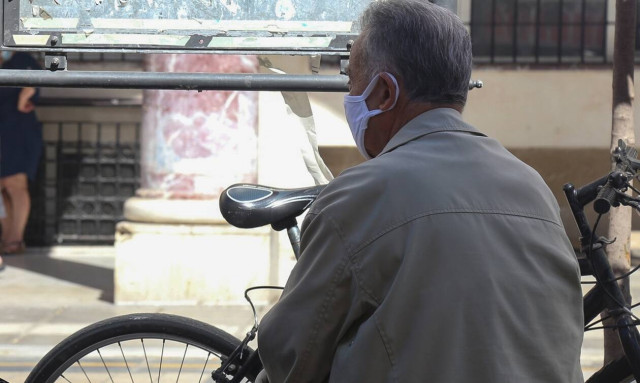 Συντάξεις: Ποιοι κερδίζουν έως 218 ευρώ το μήνα (Παραδείγματα)