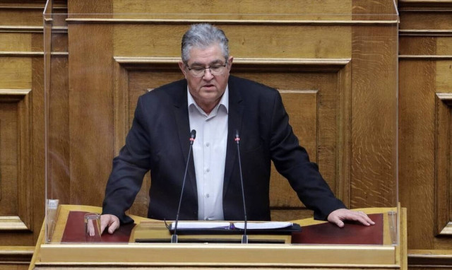 KKE supports the struggles of healthcare workers and seamen	