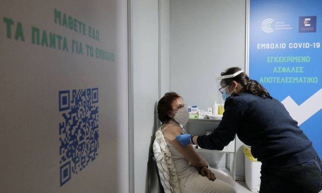 Κόντρα οδοντιάτρων – ΙΣΑ για τους εμβολιασμούς κατά του κορονοϊού