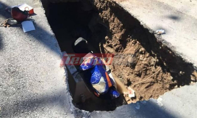 Πάτρα: Γυναίκα έπεσε με το μηχανάκι της σε φρεάτιο (pics)