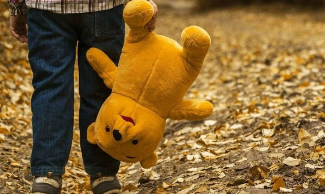 Απήχθη όταν ήταν 3 ετών και υιοθετήθηκε - 32 χρόνια μετά βρήκε την οικογένειά του