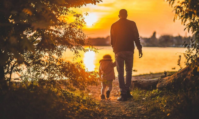 Συνεπιμέλεια: Γονική μέριμνα από κοινού από τους δύο γονείς - Τα 5 κομβικά σημεία του νομοσχεδίου 