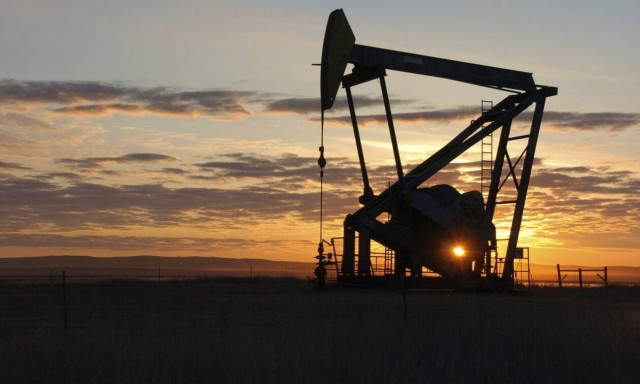 Μεγάλη πτώση στη Wall Street - Σε υψηλό 22 μηνών το αμερικάνικο αργό