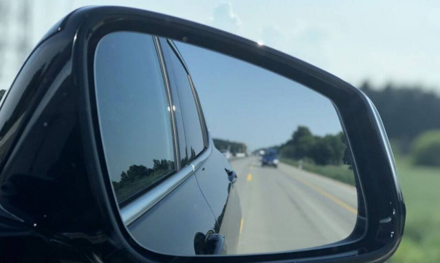 Τραγωδία: Νεκρή 14χρονη - Χτυπήθηκε από τον πλαϊνό καθρέφτη φορτηγού