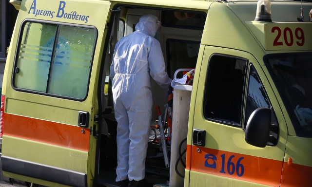 Κορονοϊός: Συναγερμός για τα κρούσματα σε Ρόδο και Κάλυμνο