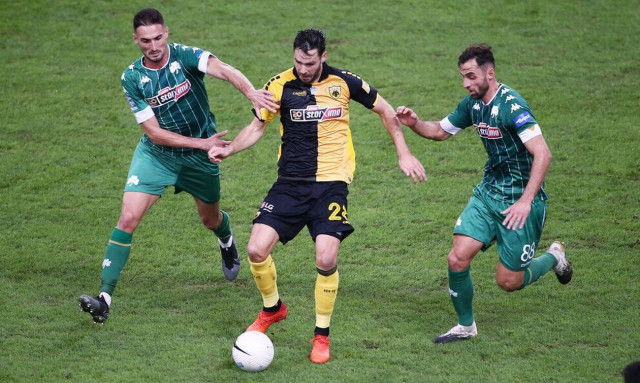 Nτέρμπι Παναθηναϊκός-ΑΕΚ την Κυριακή στη Super League