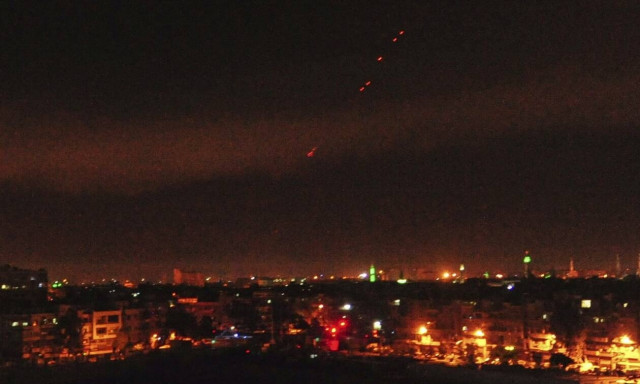 Συρία: Τουλάχιστον 17 μαχητές προσκείμενοι στο Ιράν σκοτώθηκαν από τα αεροπορικά πλήγματα των ΗΠΑ