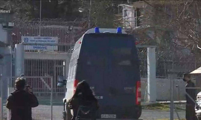 Έφτασε στις φυλακές Τρίπολης ο Δημήτρης Λιγνάδης