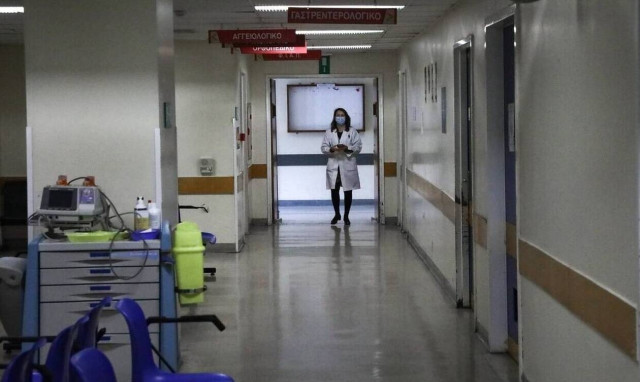 ΕΚΑΒ: Έκτακτη σύσκεψη στις 12 από τη συντονιστική επιτροπή επιχειρησιακής διαχείρισης της πανδημίας