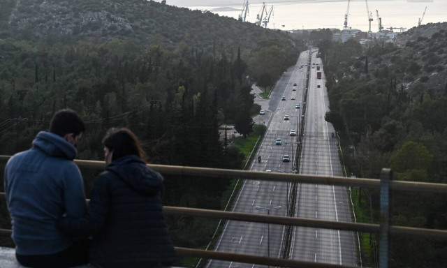 Κορονοϊός - Παγώνη: Τσικνοπέμπτη μόνοι στο σπίτι - Πώς θα κάνουμε φέτος Πάσχα