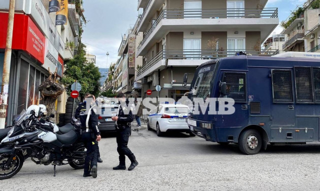 Επίθεση με μολότοφ στο αστυνομικό τμήμα της Καισαριανής