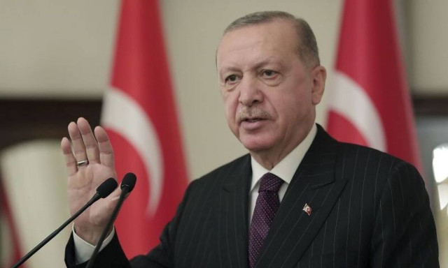 Νέα επίθεση Ερντογάν σε Δύση και Γαλλία: Θεσμικός ο ρατσισμός σε πολλές χώρες