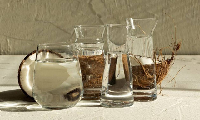 Άκης Πετρετζίκης: Νερά με γεύση αλλά τι γεύση;