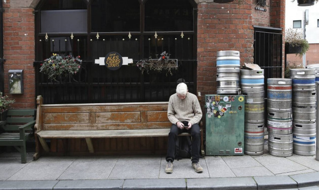 Κορονοϊός - Βρετανία: Αναζητείται ένα άτομο που έφθασε στη χώρα με τη βραζιλιάνικη παραλλαγή του ιού