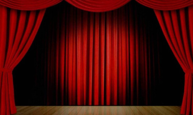 Νέοι φάκελοι Τσαρούχα στον εισαγγελέα - Τρεις νέες καταγγελίες για πασίγνωστο ηθοποιό 