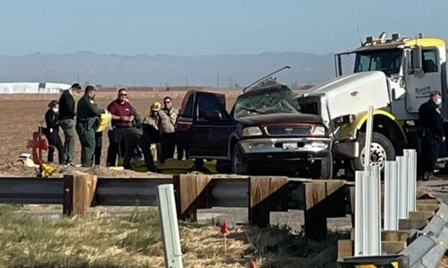 Τραγωδία στις ΗΠΑ: Τουλάχιστον 15 νεκροί σε σύγκρουση ενός φορτηγού με ένα SUV