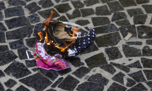 ΗΠΑ: Τέλος η υποχρεωτική χρήση μάσκας στο Τέξας - Η οικονομία ανοίγει στο 100%