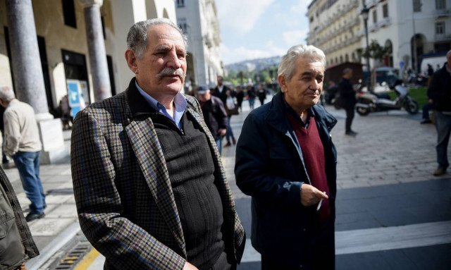 Αναδρομικά συντάξεων: Για αυτούς «κλείδωσε» επιστροφή €3.400 από επικουρικές και έως €800 από δώρα