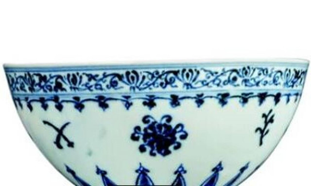 Aγόρασε μπολ για 35 δολάρια και βγαίνει σε δημοπρασία για... μισό εκατομμύριο! (vid)