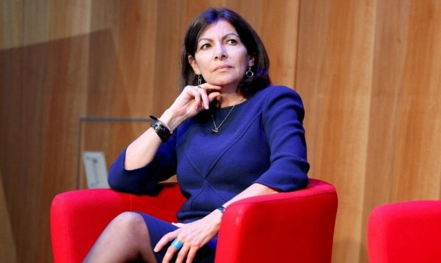 Γαλλία: Η δήμαρχος του Παρισιού Αν Ινταλγκό, πολιτική προσωπικότητα της χρονιάς