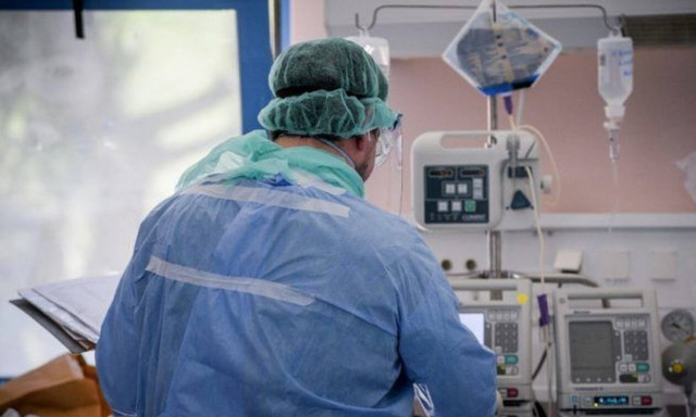 Κορονοϊός: Στο «κόκκινο» και η Κρήτη - Ρεκόρ με 100 ασθενείς