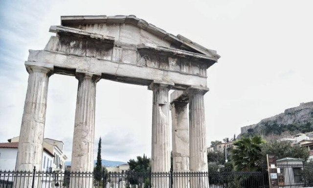 Κρούσματα σήμερα: Ξανά πρώτη η Αττική με 1.051, επιμένει ο κορονοϊός σε Θεσσαλονίκη και Αχαΐα 