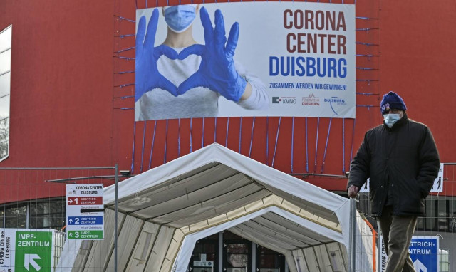 Γερμανία: «Πράσινο φως» στο εμβόλιο της ΑstraZeneca για άτομα άνω των 65 ετών