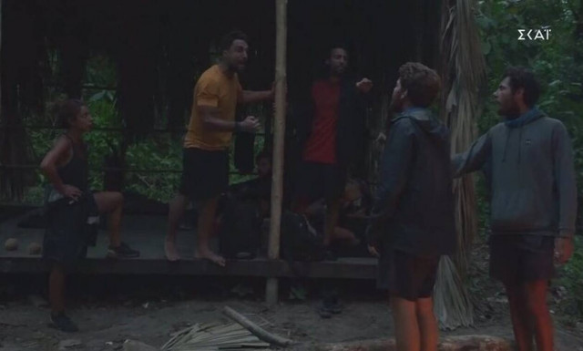 Survivor: Παραλίγο να πιαστούν στα χέρια – Ξέσπασε σε κλάματα η Μαριαλένα (vid)