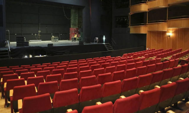 «Σκάει» ομαδική καταγγελία στο ΣΕΗ για ηθοποιό