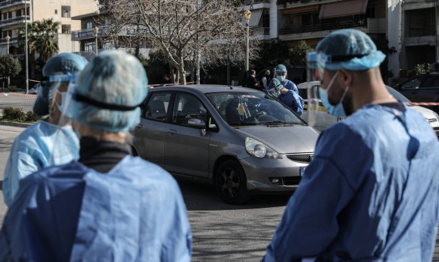 Βασιλακόπουλος στο Newsbomb.gr: Κομβικό το επόμενο 15νθήμερο – Ποια θα είναι η ανοσία έως το Πάσχα