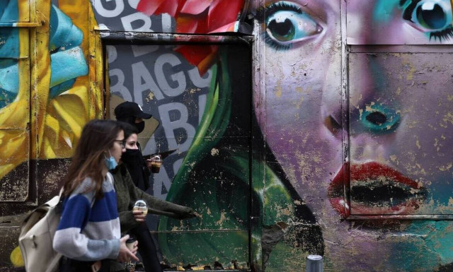 Κορονοϊός: Συναγερμός με τις μεταλλάξεις - Ο ιός μεταδίδεται κατά 50% ταχύτερα από τον προηγούμενο