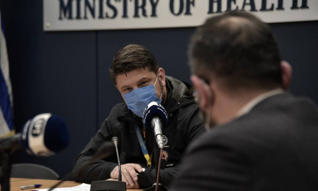 Κορονοϊός: Δείτε LIVE την ενημέρωση για την πορεία της πανδημίας από το υπουργείο Υγείας