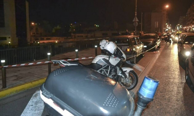 Διαψεύδει η ΕΛ.ΑΣ. την καταδίωξη αστυνομικού από κουκουλοφόρους στου Ζωγράφου