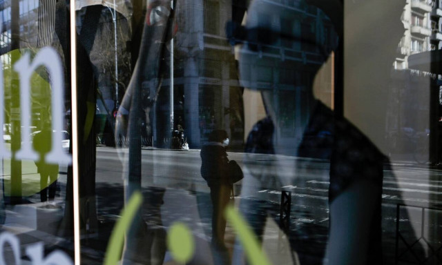 Έκτακτη επιχορήγηση 3.000 ευρώ για επιχειρήσεις και 1.000 ευρώ για κάθε εργαζόμενο – Ποιους αφορά