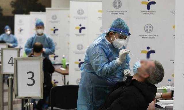 Κορονοϊός στην Αθήνα: Δωρεάν δειγματοληπτικοί έλεγχοι την Κυριακή στο Σύνταγμα