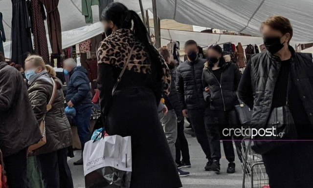 Ηράκλειο: Ποιο lockdown; Απίστευτες εικόνες συνωστισμού σε λαϊκή αγορά 