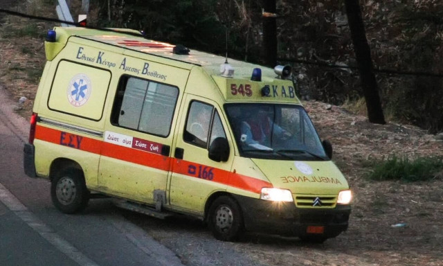 Ηράκλειο: Μοτοσικλέτα παρέσυρε πεζή – Σε κρισιμη κατάσταση ηλικιωμένη