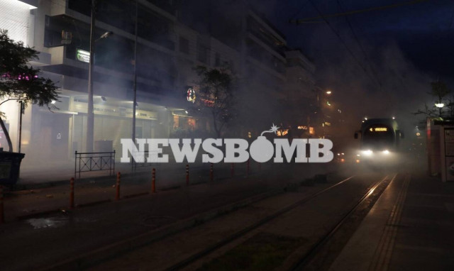 Δίπλα στους αστυνομικούς, απέναντι στους «μπάτσους»