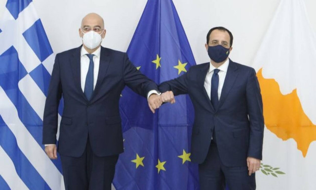 Χριστοδουλίδης μετά τη συνάντηση με Δένδια: Συντονισμένοι με την Ελλάδα για θετικά αποτελέσματα